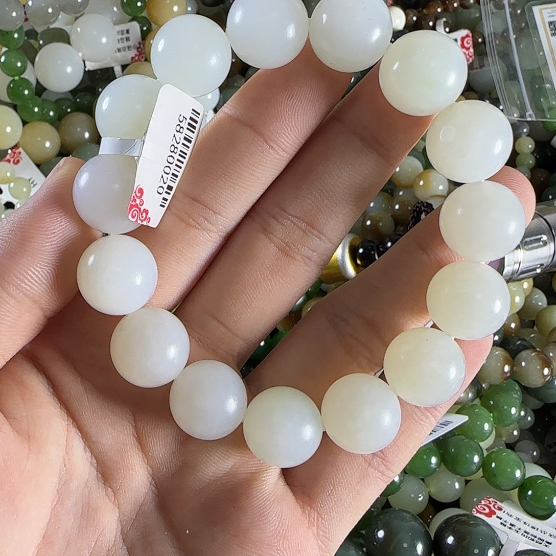 和田玉手链未镶嵌124