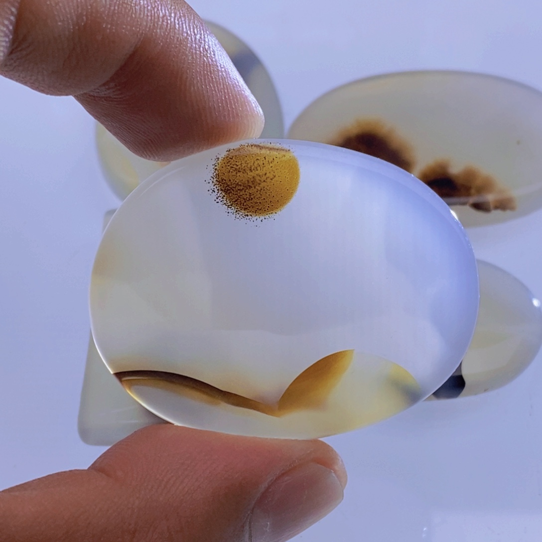 玛瑙/玉髓颈饰未镶嵌