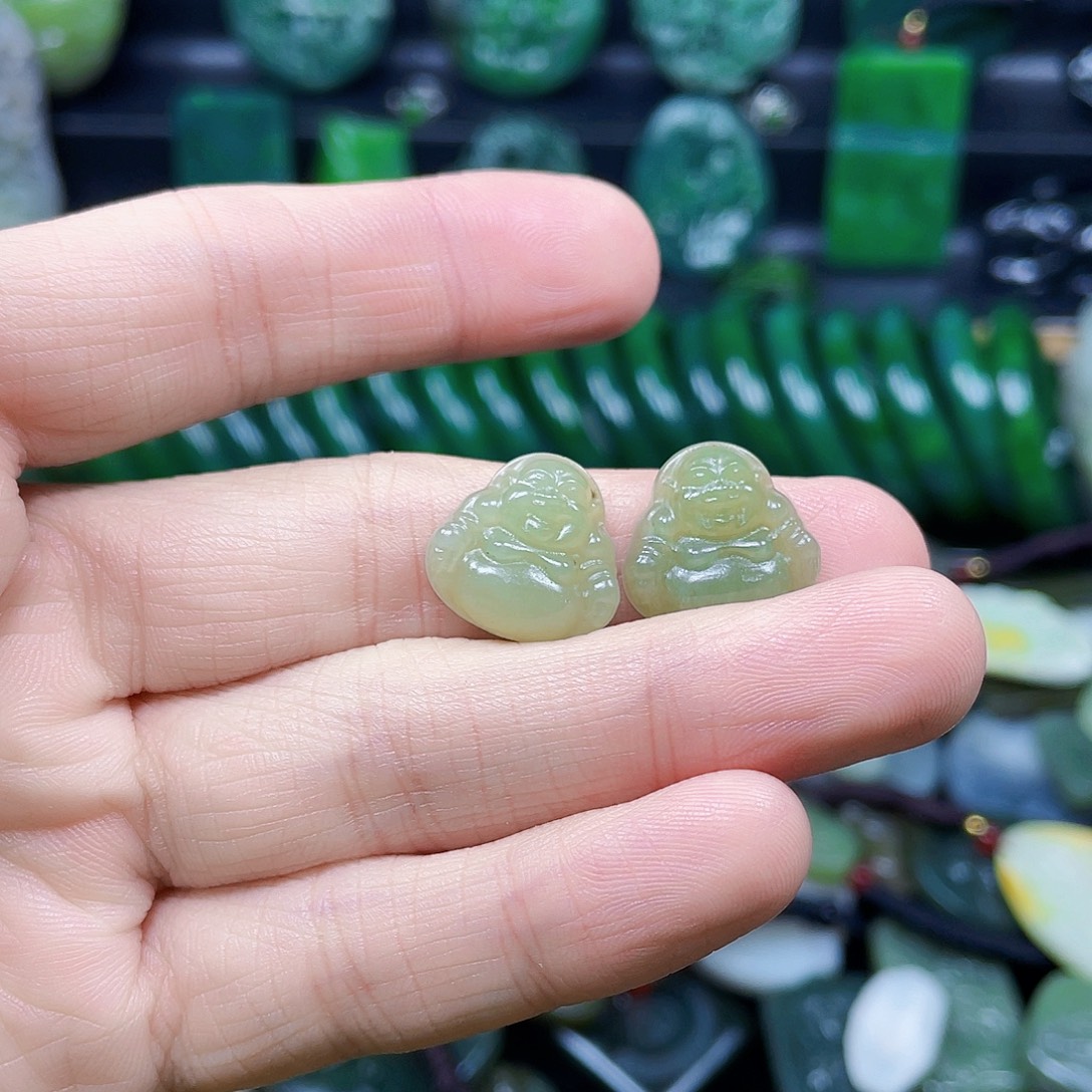 和田玉未镶嵌珠宝半成品