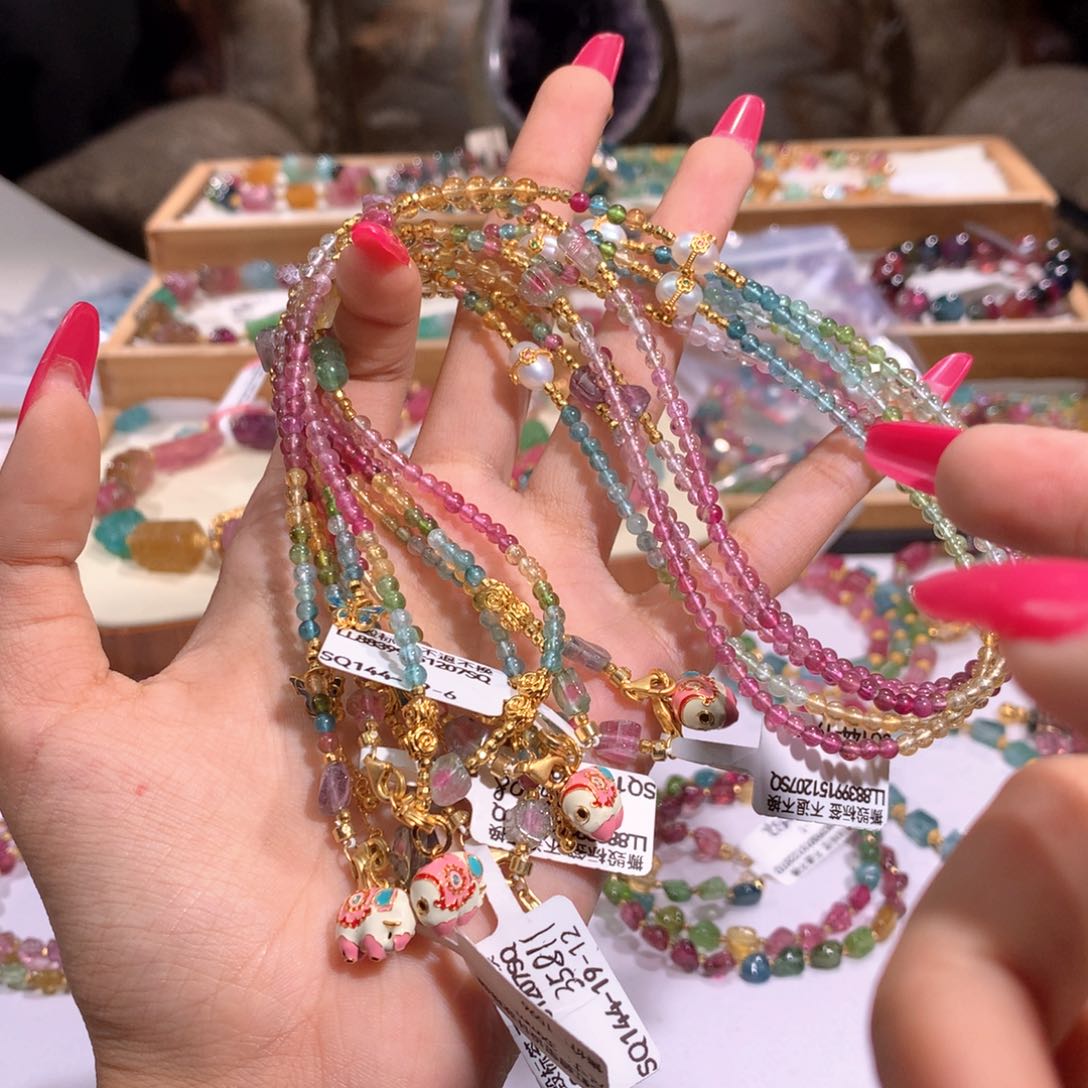 未镶嵌多样性发货其一碧玺