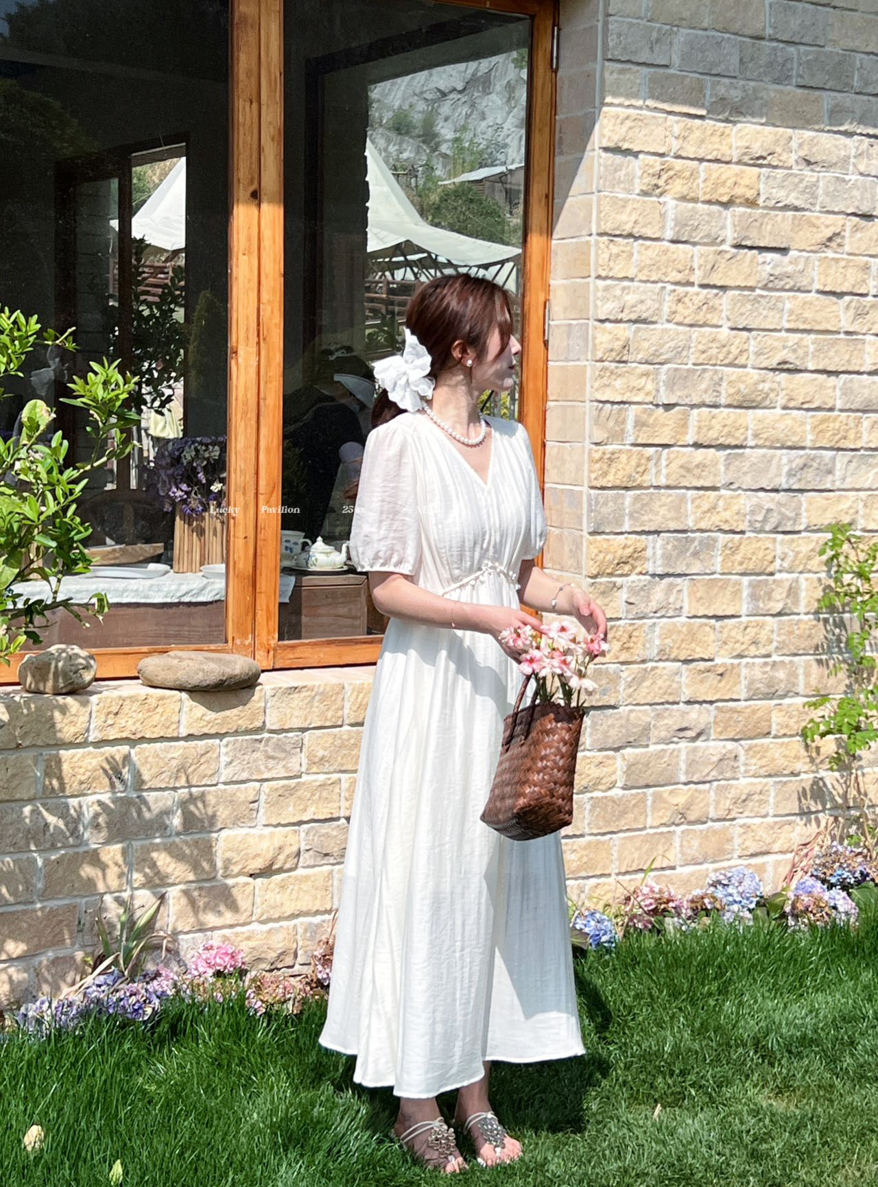 08202-V领仙女风夏季法式连衣裙初恋辣妈收腰温柔长裙