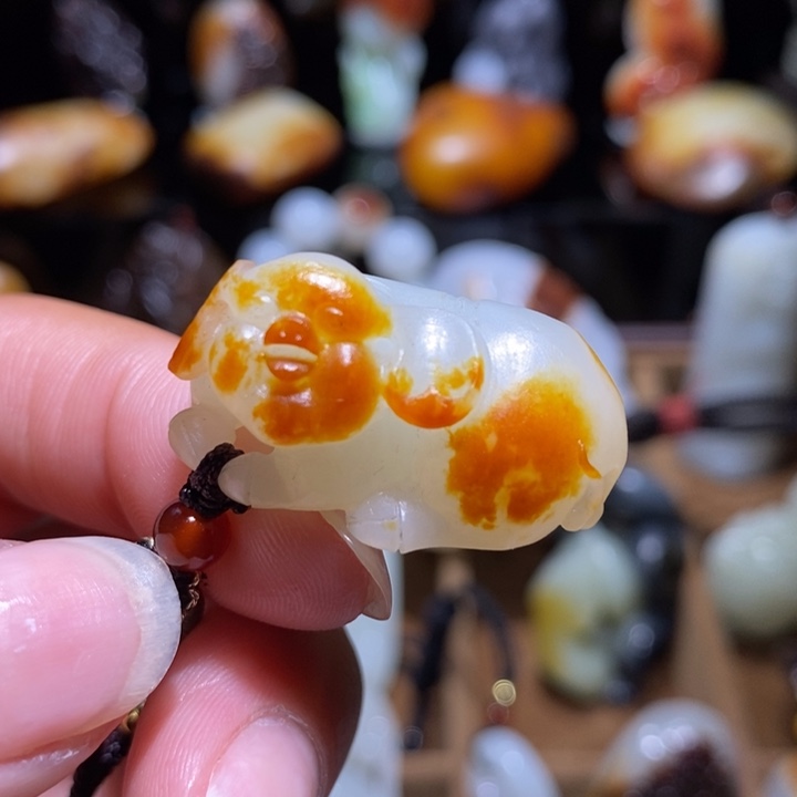 和田玉颈饰未镶嵌顽*