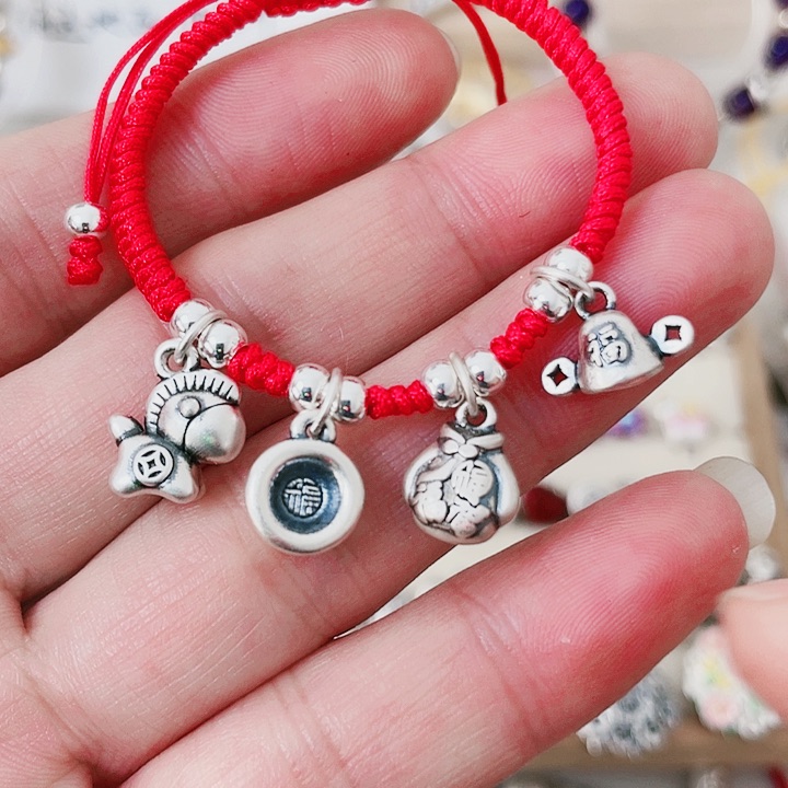 珐琅吊坠足银衣食无忧