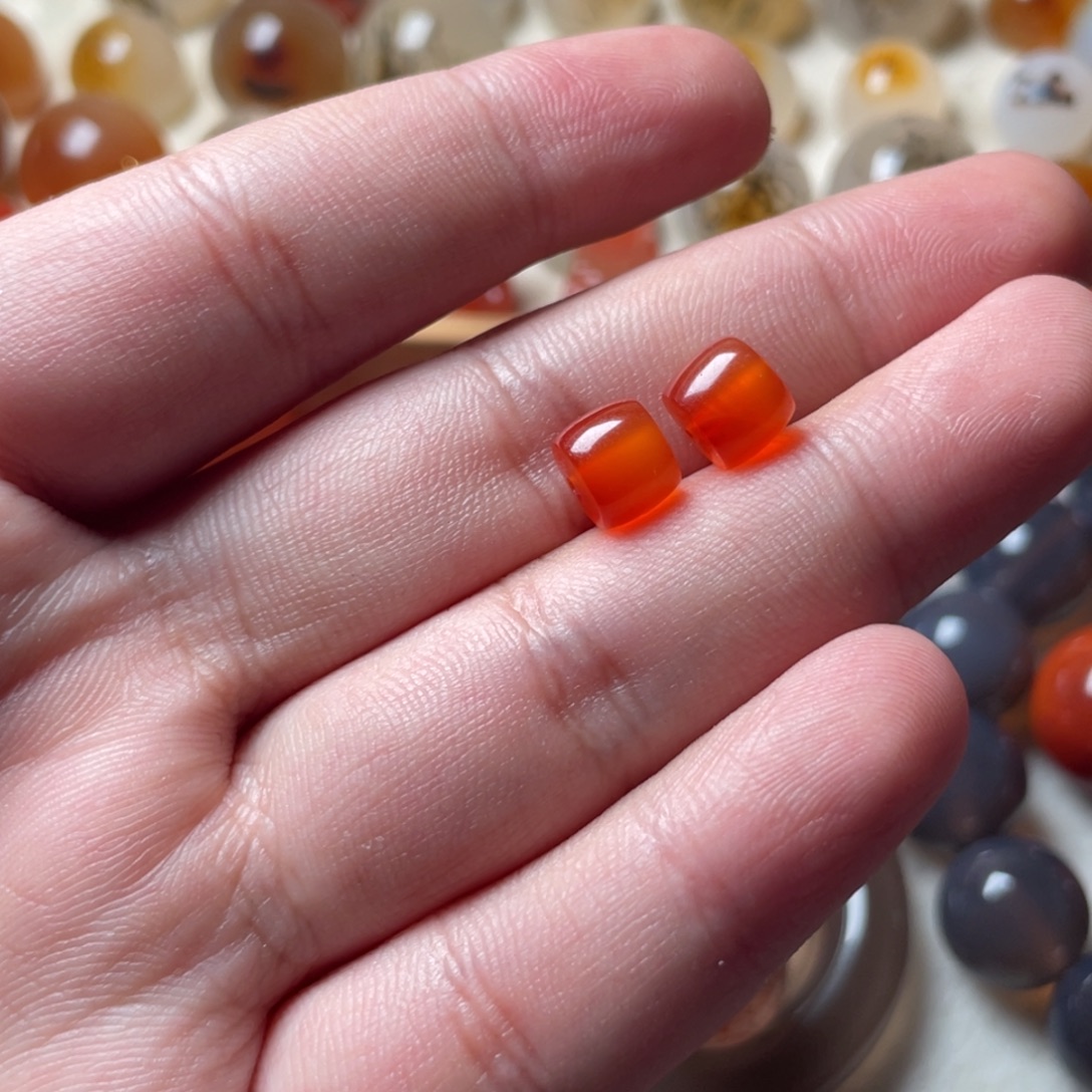 南红玛瑙未镶嵌手链