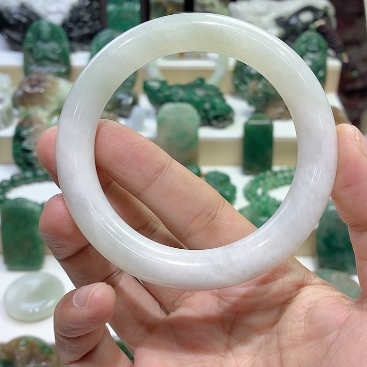 独山玉未镶嵌手镯59.5圈口
