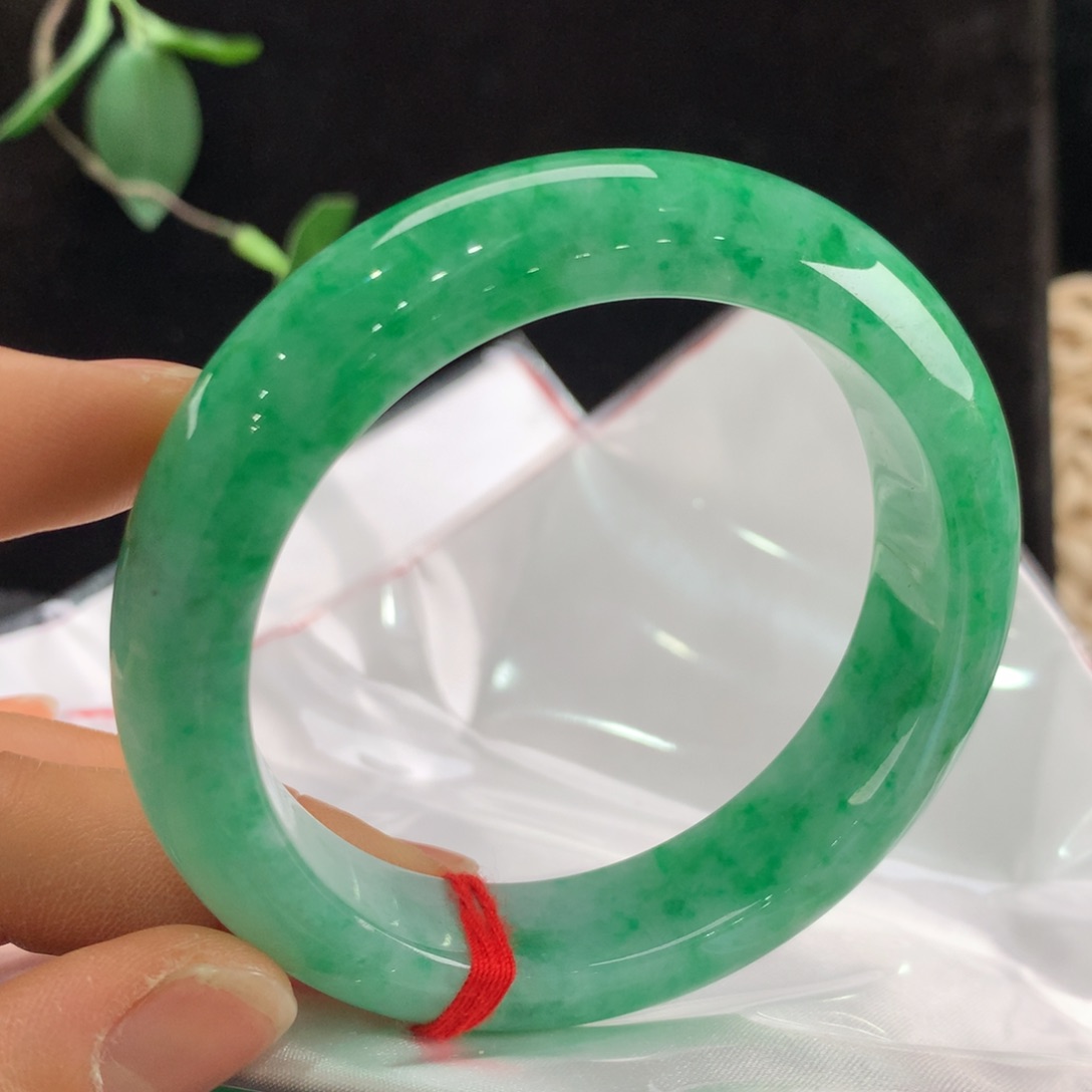 翡翠手镯未镶嵌111-0149