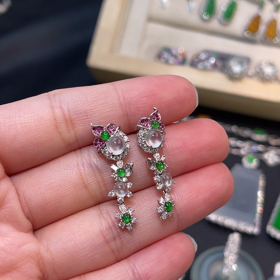 翡翠18K金镶嵌耳饰多宝