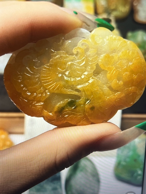 天然A货翡翠一证一物基地发货
