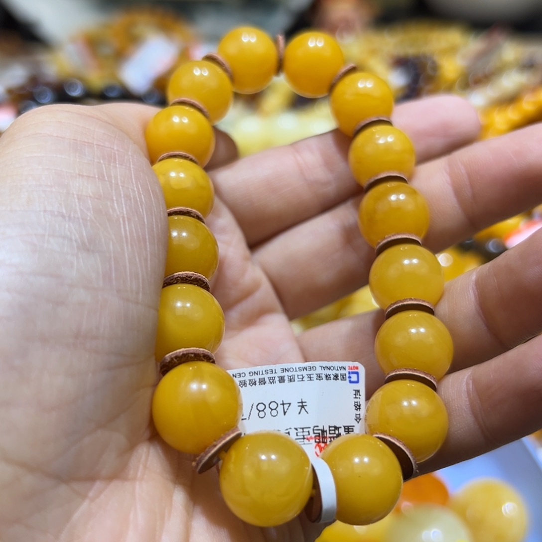 琥珀珠宝奇石未镶嵌