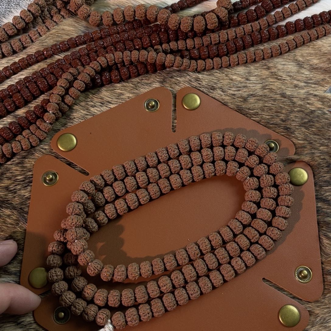 H***N金刚菩提吊坠老树王108