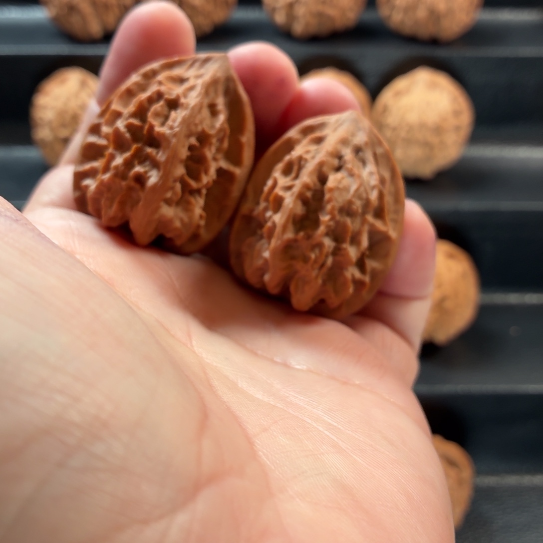 甜***果桃核把件野生原树龙骨鸡心34