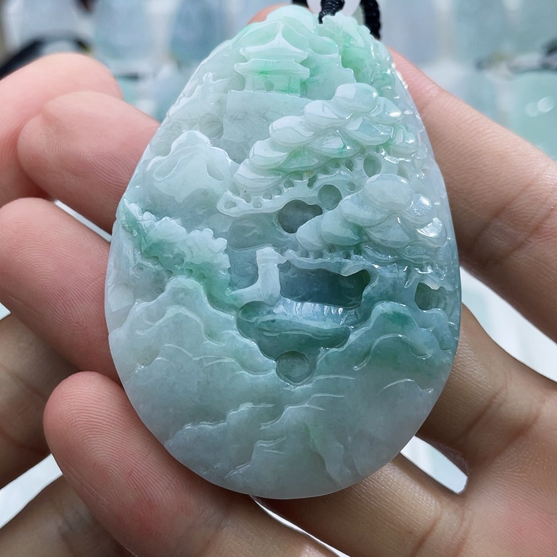 颈饰未镶嵌翡翠翡翠