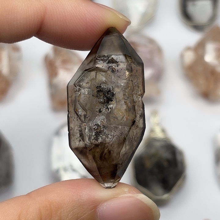 水晶颈饰未镶嵌茶闪灵钻40mm+