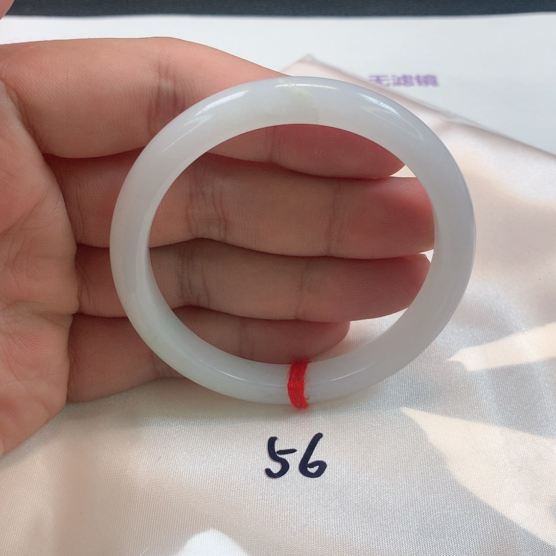 翡翠手镯未镶嵌282号