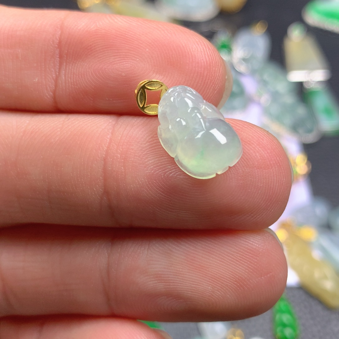 【闪购商品】翡翠颈饰18K金镶嵌翡翠