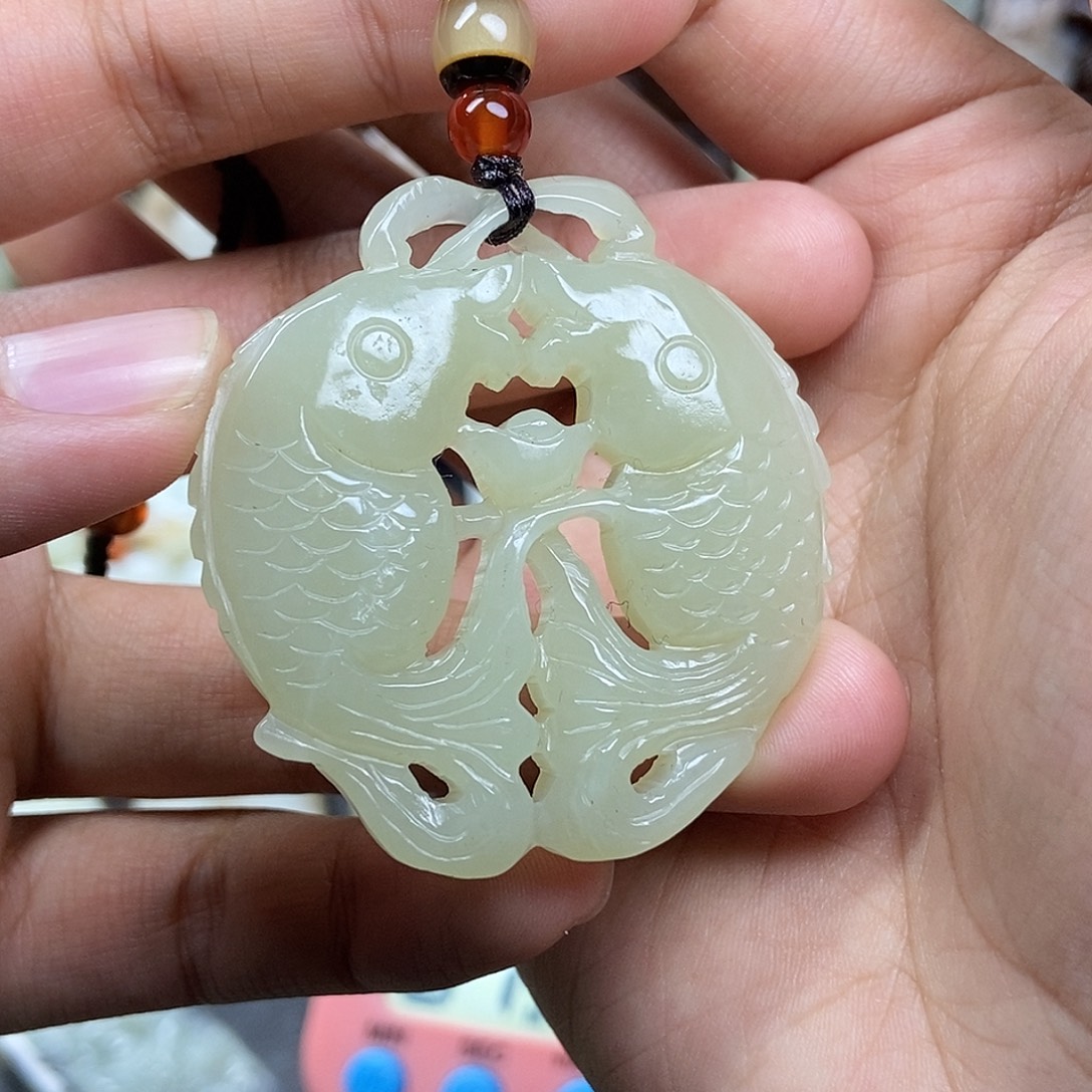 壮***云和田玉未镶嵌挂件