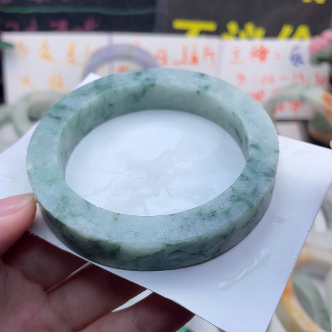 定制翡翠未镶嵌纯天然A货翡翠手镯