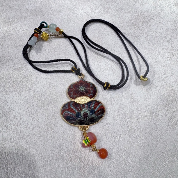 宝相花纹单面葫芦项链 非遗宋锦面料 手工拎缝