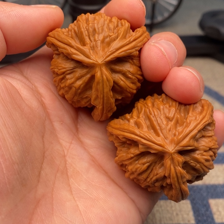 吊坠文玩核桃反**击三棱