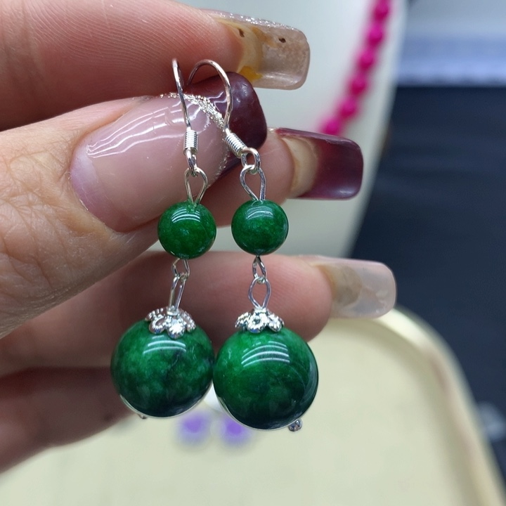 翡翠颈饰未镶嵌吊坠