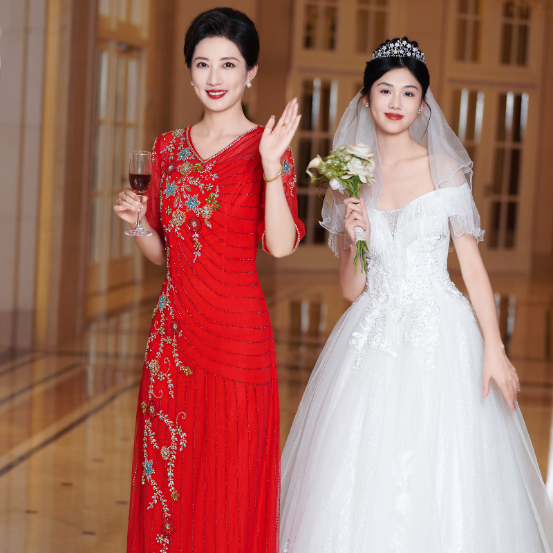 5986年轻喜婆婆妈妈婚宴重工演出结婚敬酒红色主持走秀年会礼服裙