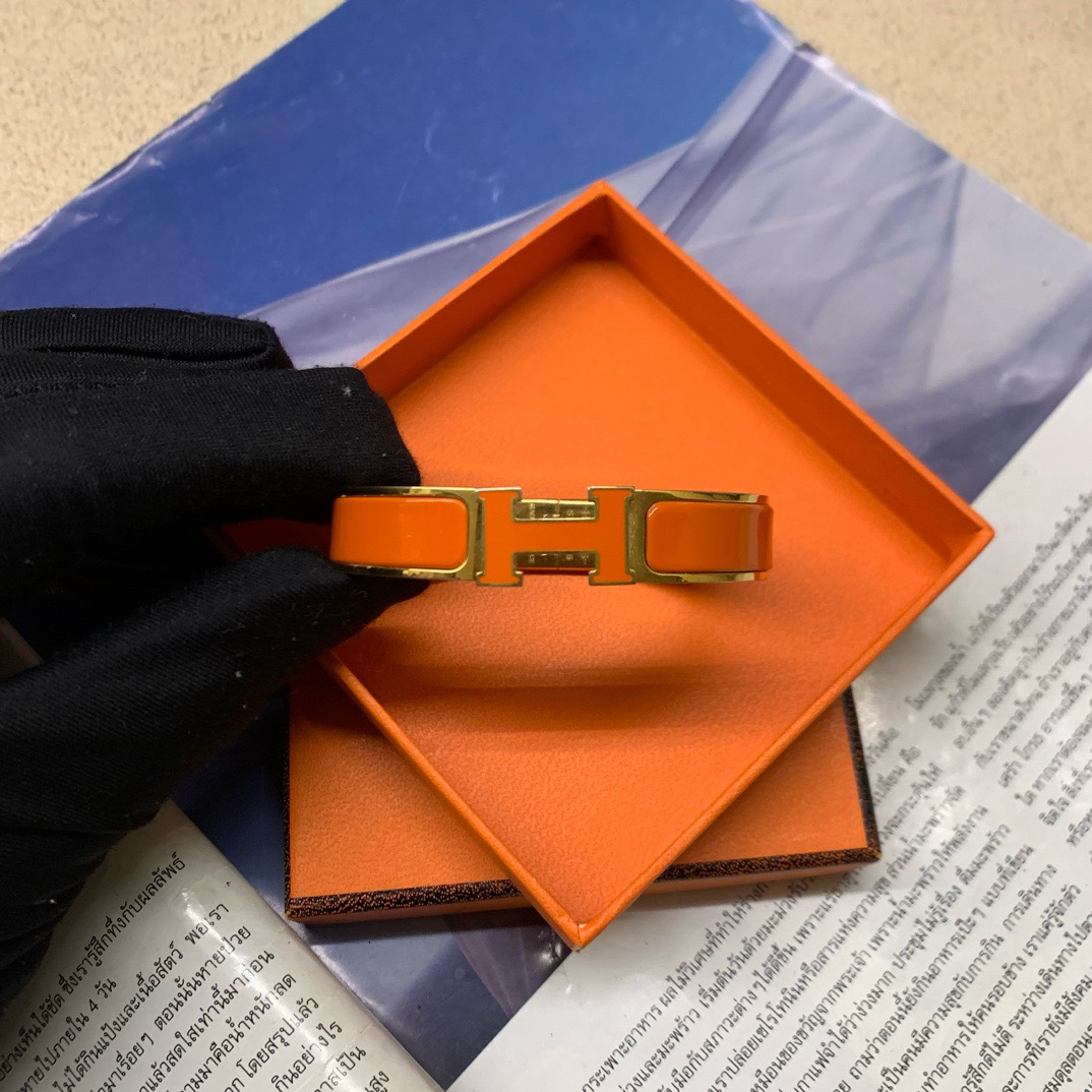 95新 Hermes/爱马仕 橘色金扣珐琅手镯小号