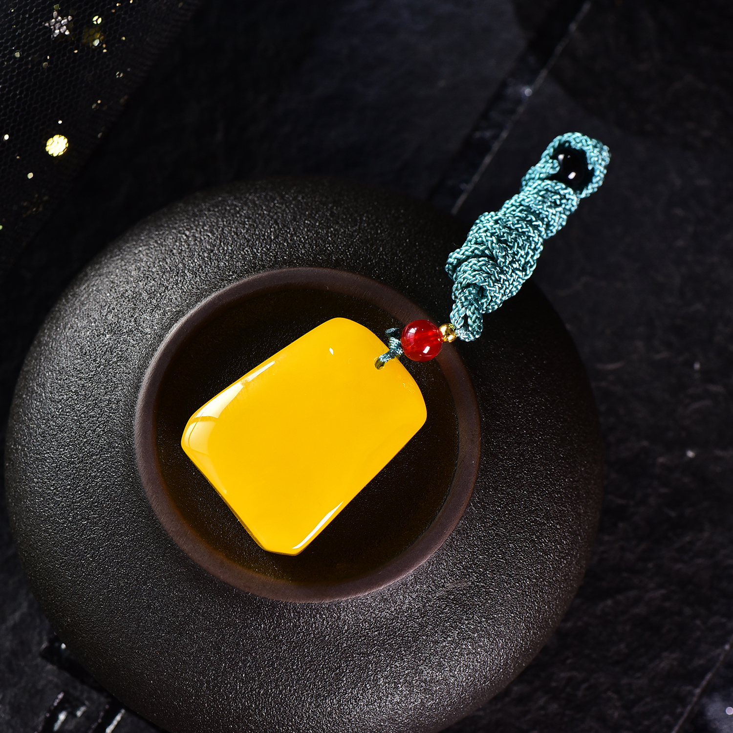 MD1208天然鸡油黄无事牌吊坠