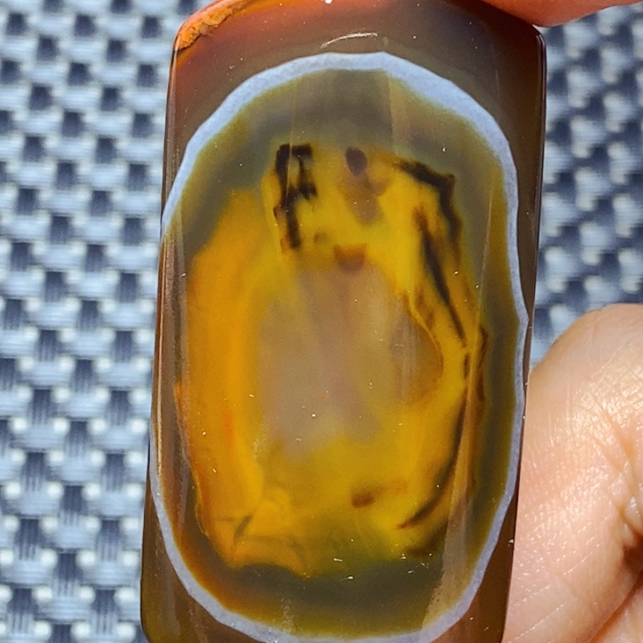 玛瑙/玉髓颈饰未镶嵌毛****?