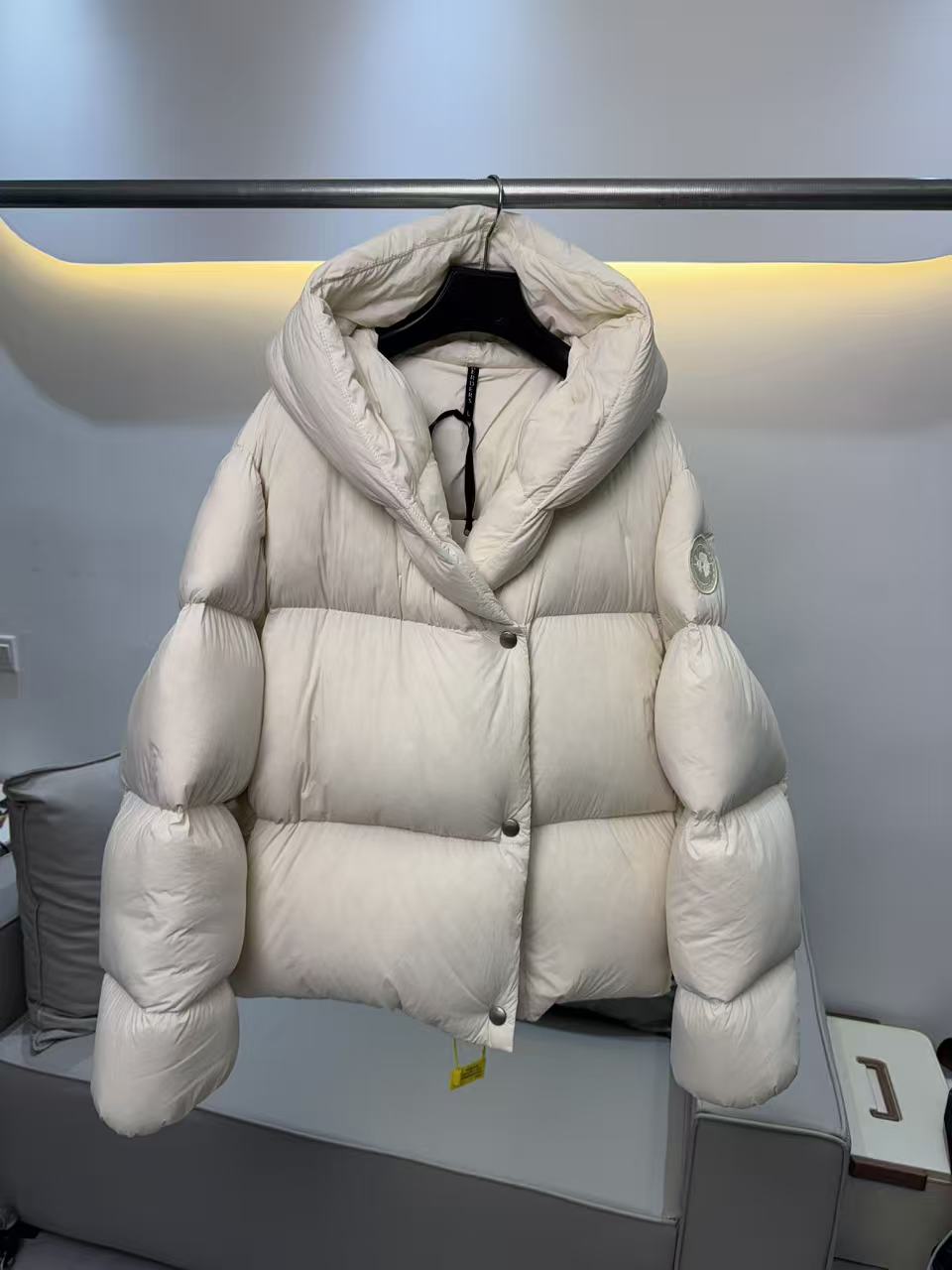 95短款泡芙鹅绒王时尚女装32262羽绒服女