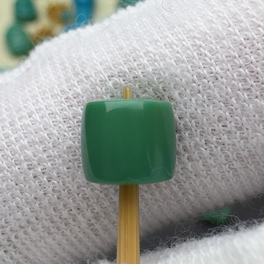 绿松石未镶嵌直切6.5