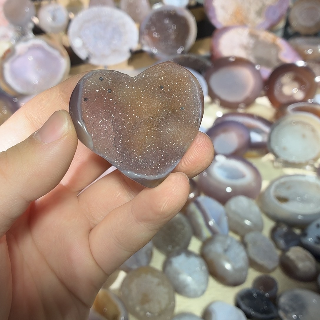 玛瑙/玉髓未镶嵌珠宝奇石