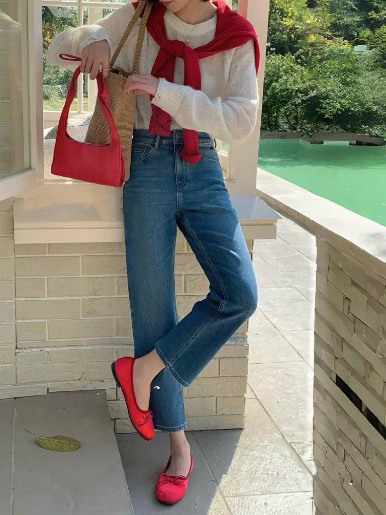 镇店之宝，不亏是排单了一个月的销冠裤型！小直筒超限腿直，品质绝