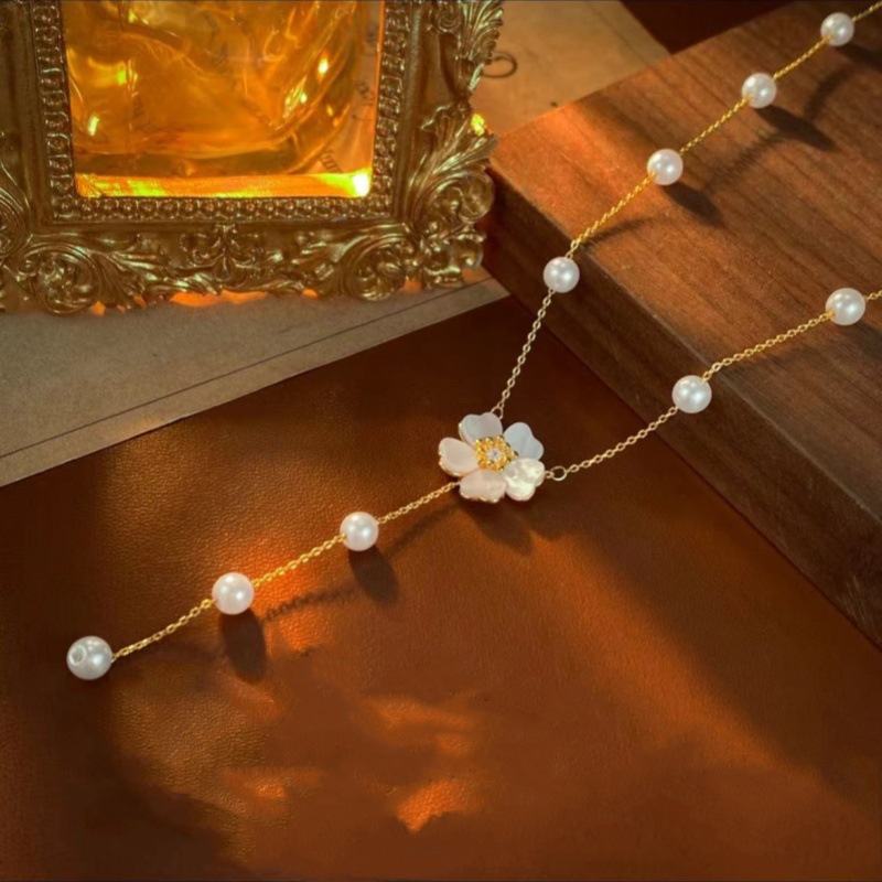 铜仿珍珠项链 白贝小雏菊流苏项链套气质轻奢时尚百搭古风