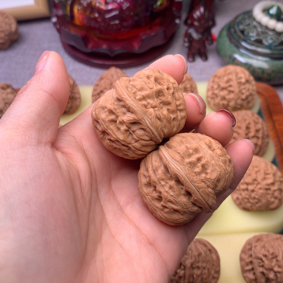 文玩核桃把件元宝39