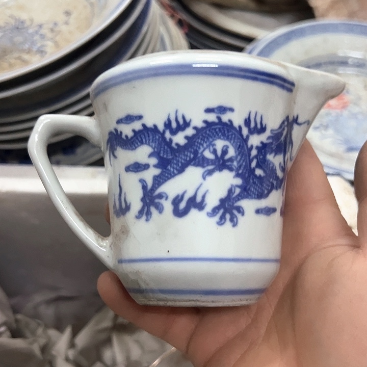 其他景德镇青花龙纹公道杯