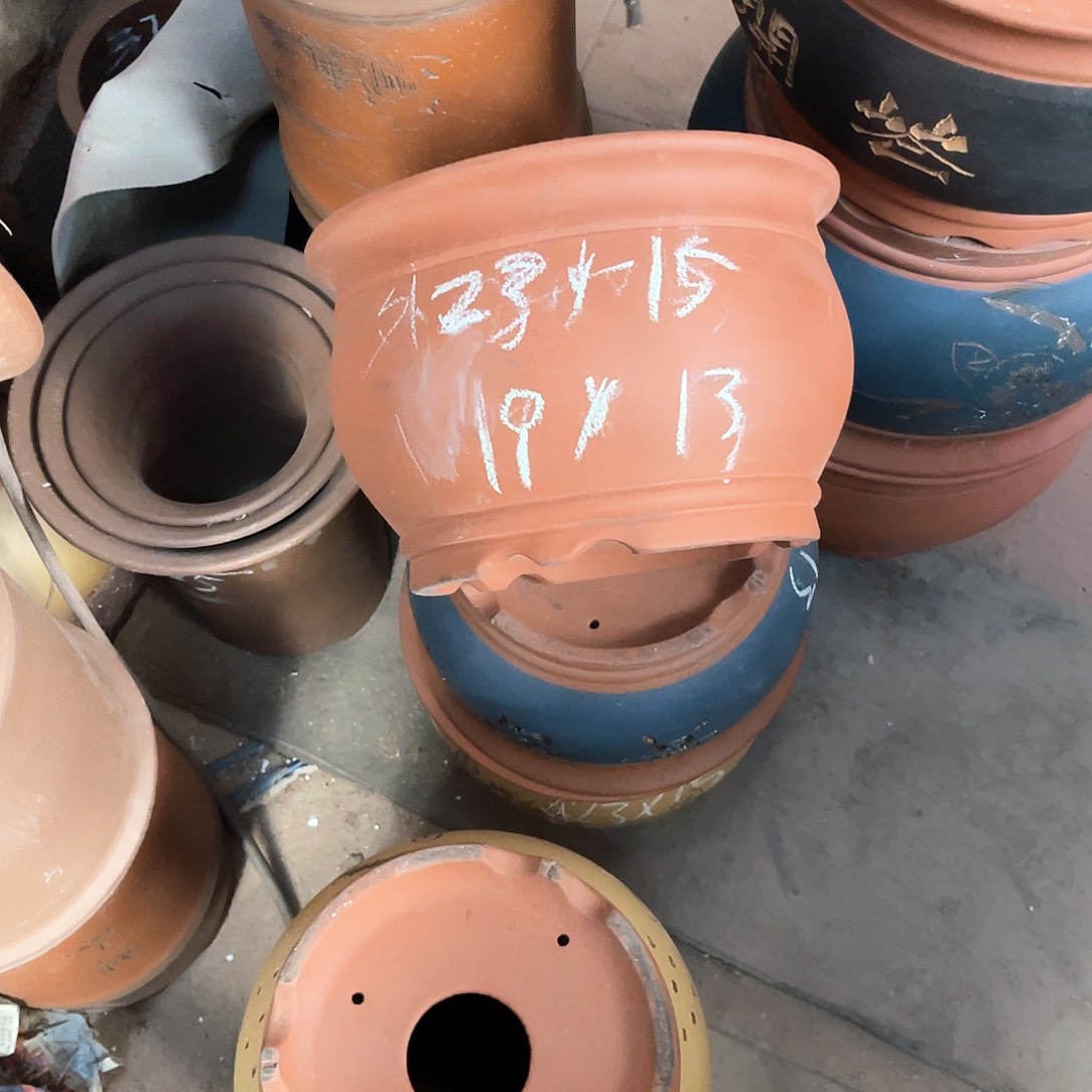 紫砂花盆金鱼缸盆一个