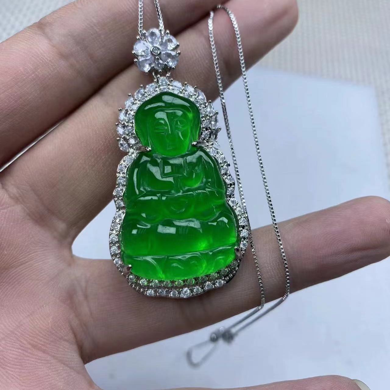 N227阳绿观音吊坠经典精品时尚气质百搭情侣多样性发一
