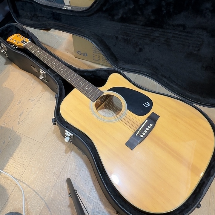 人***@大叶紫檀（黑酸枝木类）老物件老物件