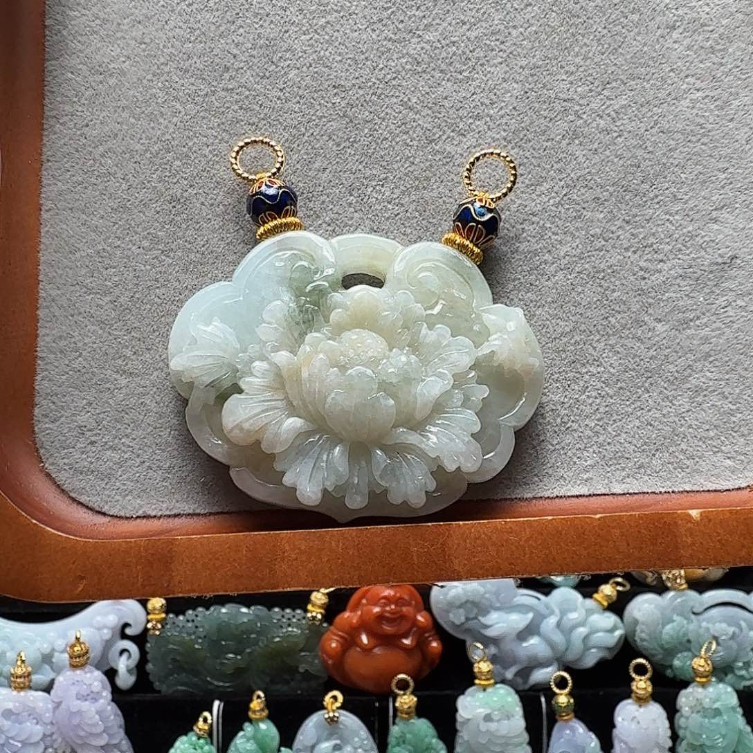 吊坠(赠链)未镶嵌翡翠