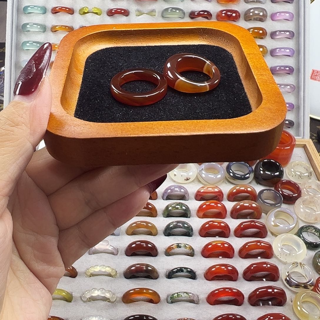 玛瑙/玉髓未镶嵌戒指B12不退换17.7港17两只