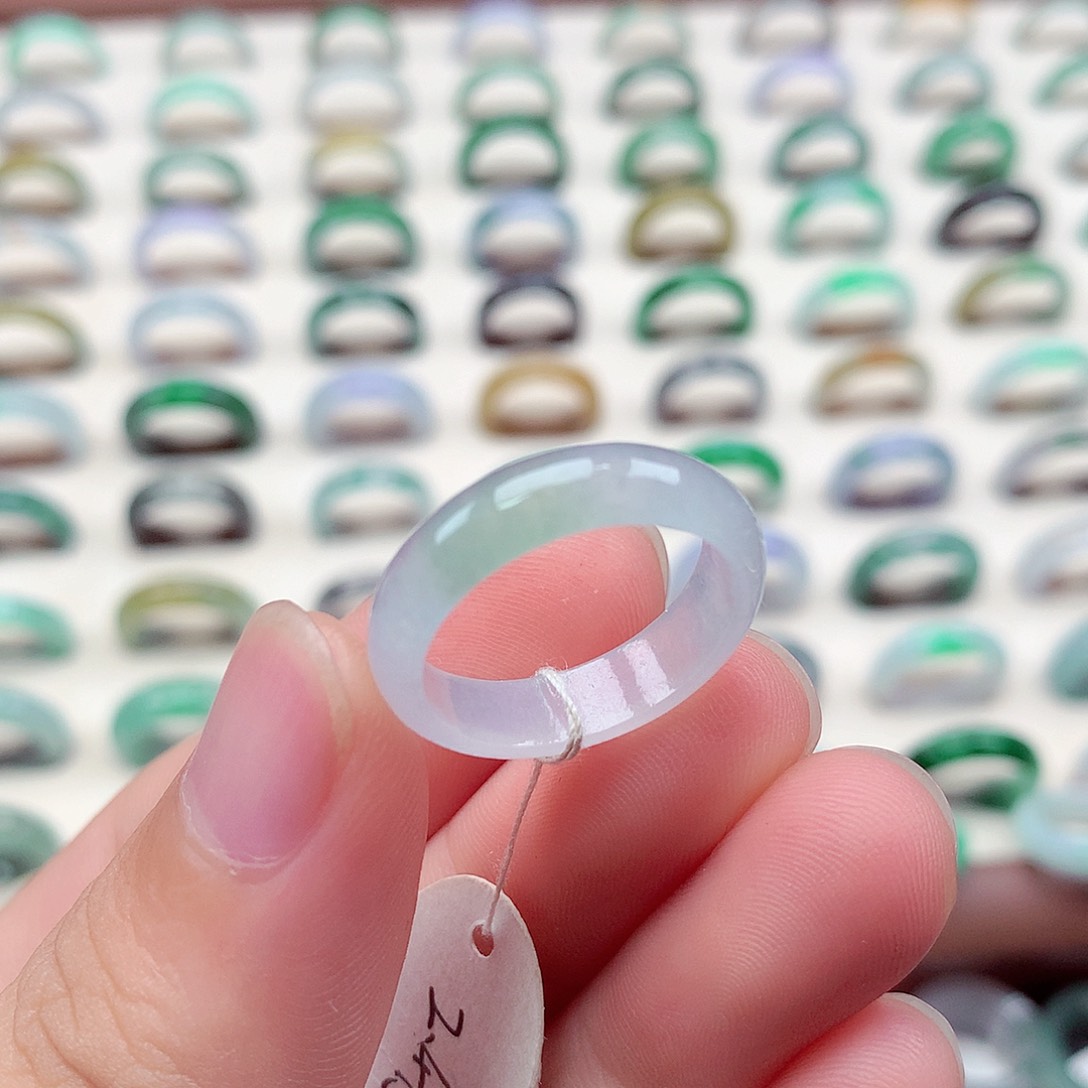 翡翠戒指未镶嵌17-18号