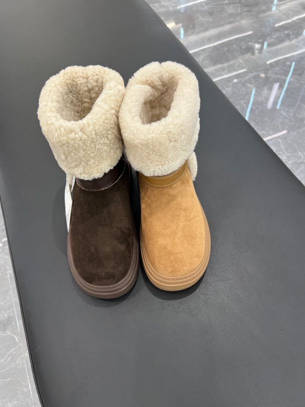 百搭中帮女士冬季中筒平跟一脚蹬加绒经典时尚雪地靴