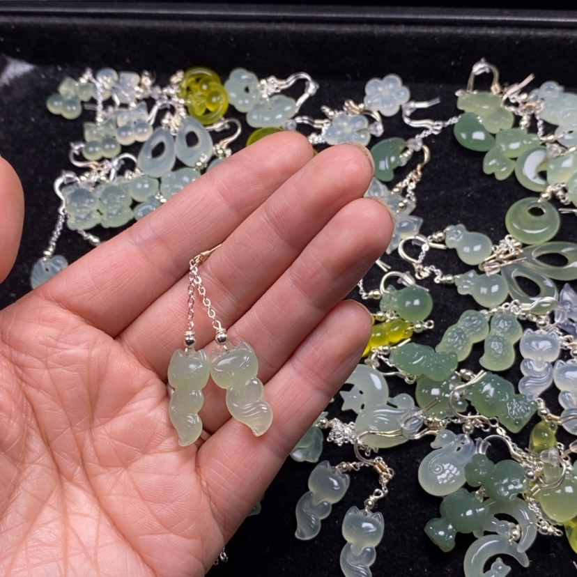 【闪购商品】蛇纹石玉未镶嵌挂件耳饰耳环项链手链蝶**舞