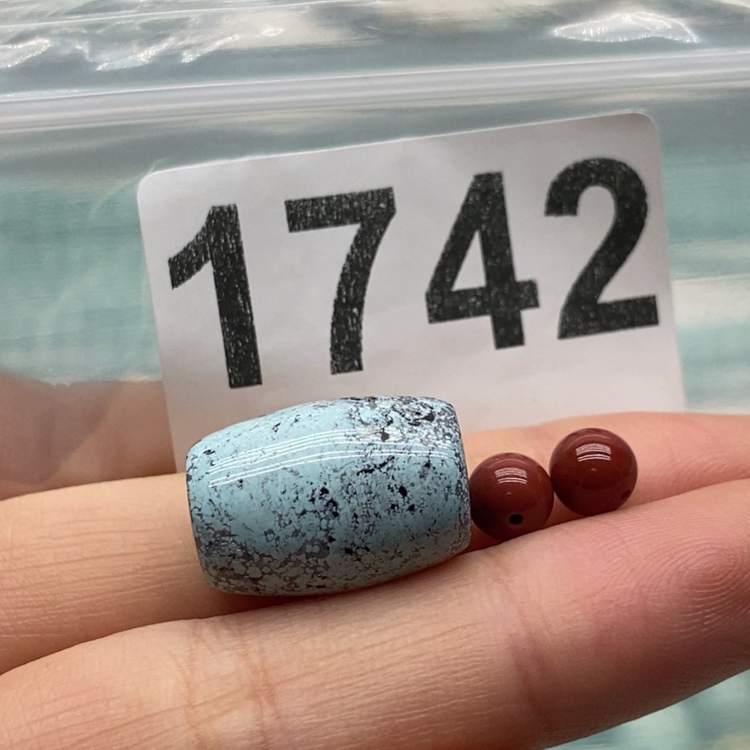 南红玛瑙颈饰未镶嵌