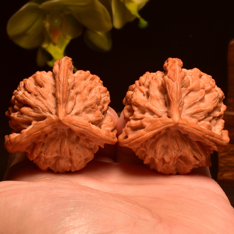 实拍！阴干定型42mm盘山三棱狮子文玩核桃狮子头精品收藏手把件