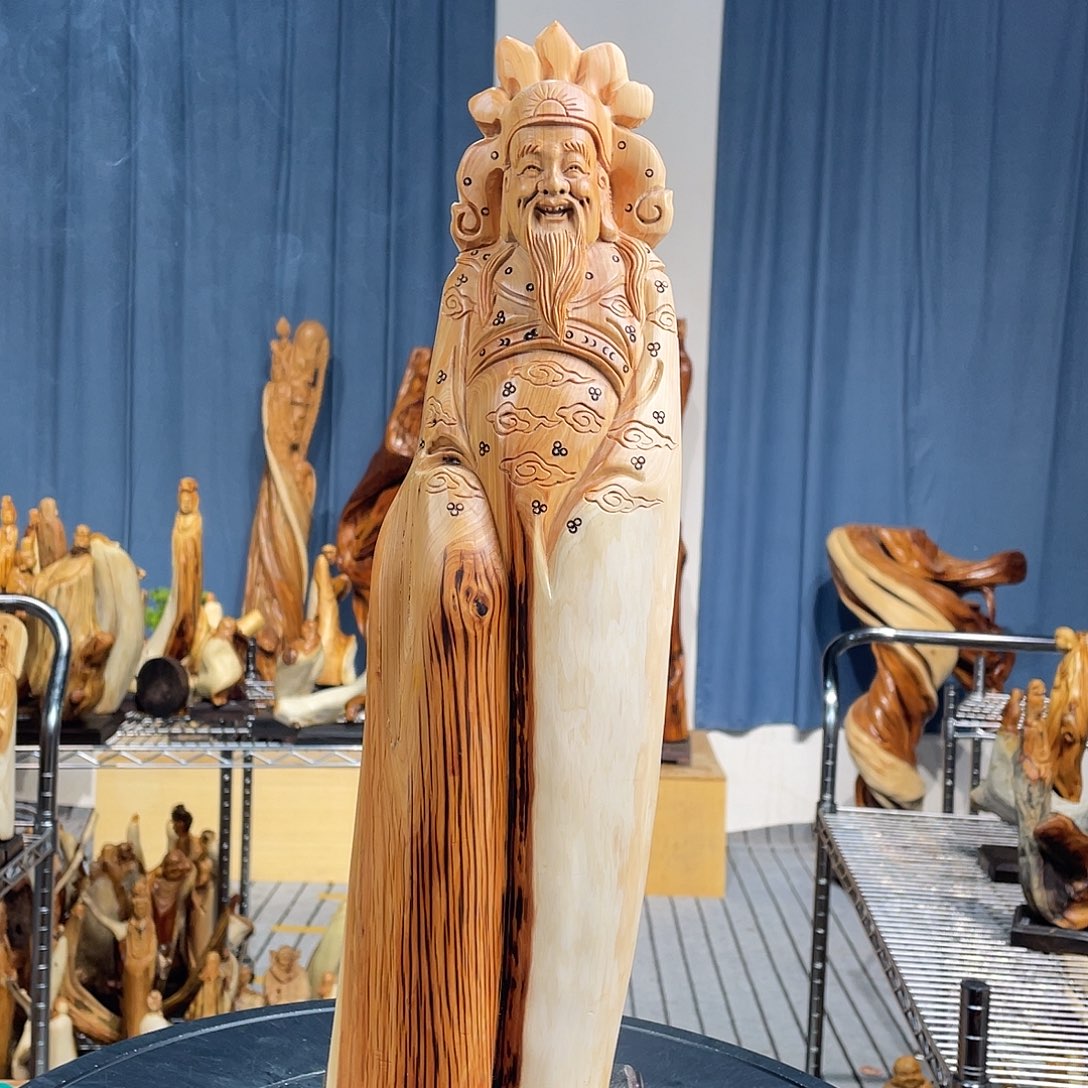 柏木（崖柏）随型艺术根雕