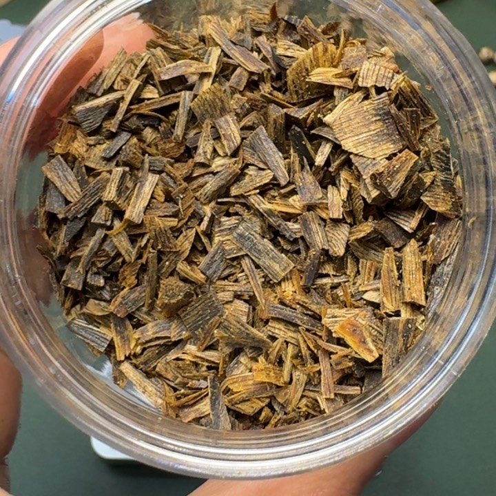 沉香手把件海南白鹭沉水切片老料52克