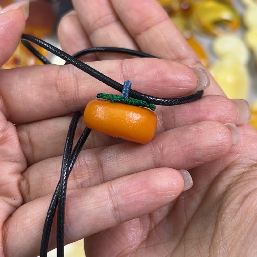 蜜蜡颈饰未镶嵌蜜蜡