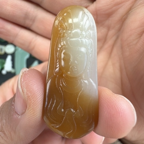 和田玉（糖玉）颈饰未镶嵌