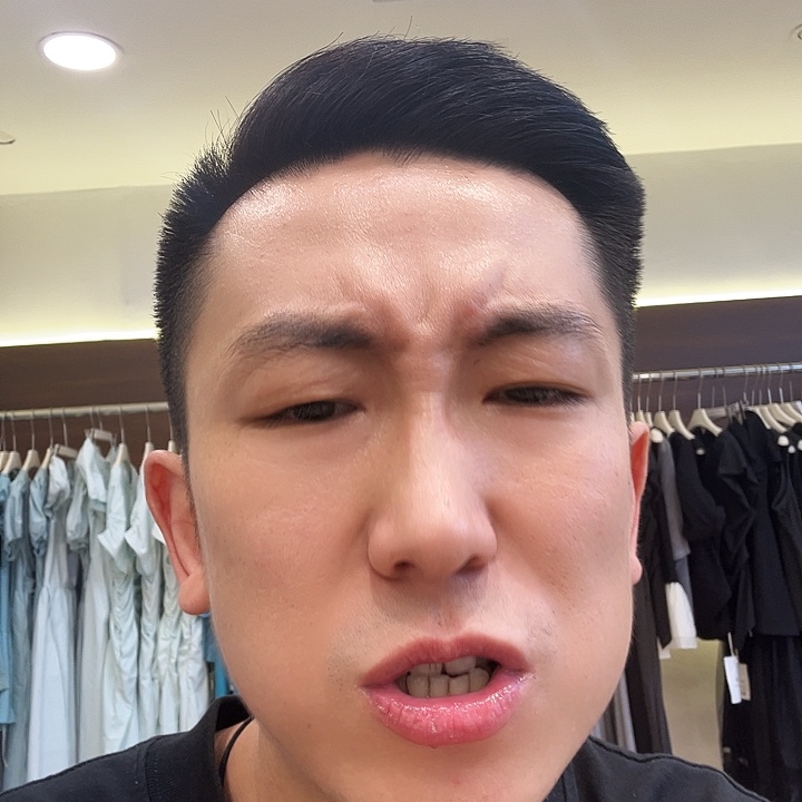 杨***.王先生哈哈哈哈哈哈